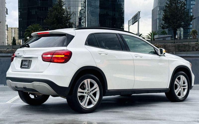 Mercedes Benz