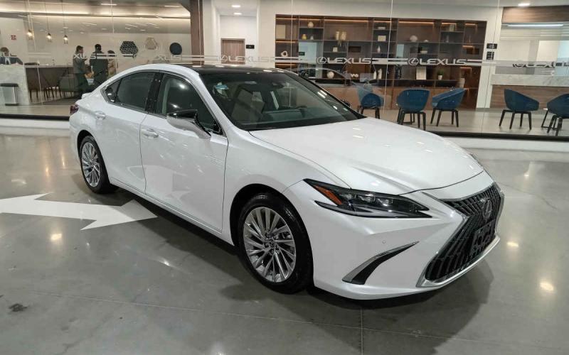 Lexus