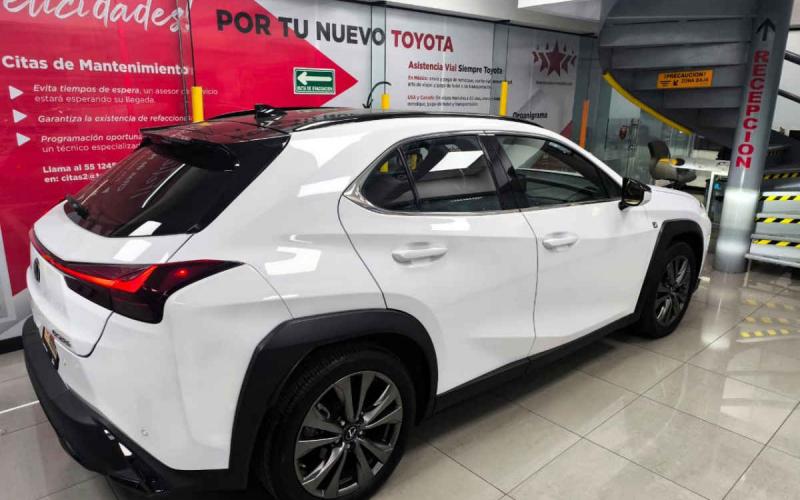 Lexus
