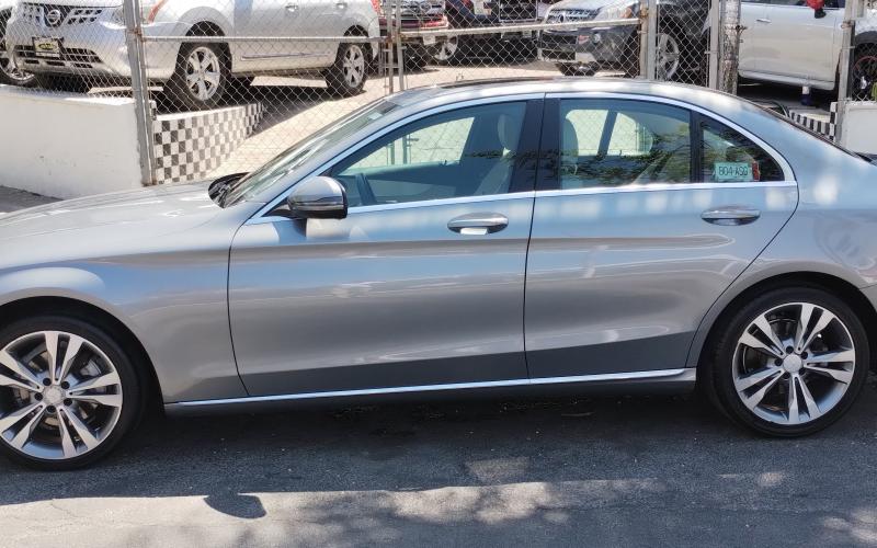 Mercedes Benz