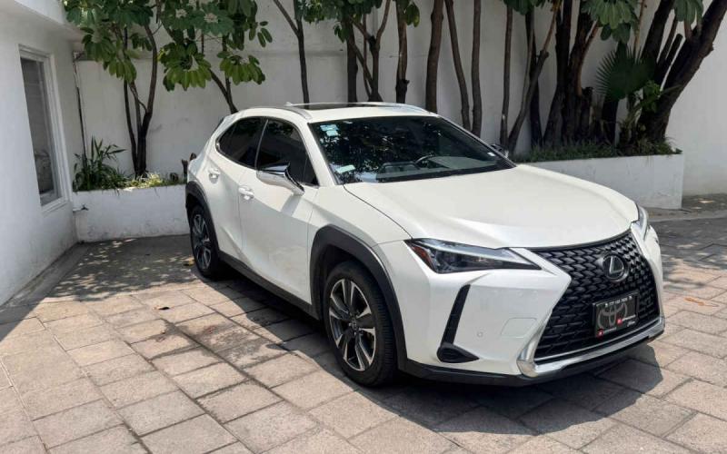 Lexus