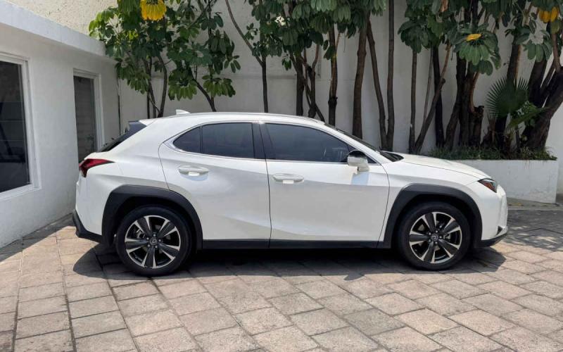 Lexus