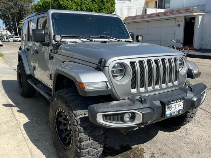 Jeep Wrangler Sahara Unlimited