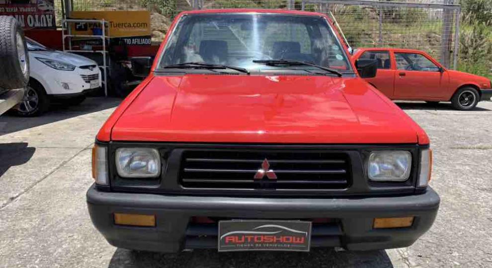 Mitsubishi l200 1996