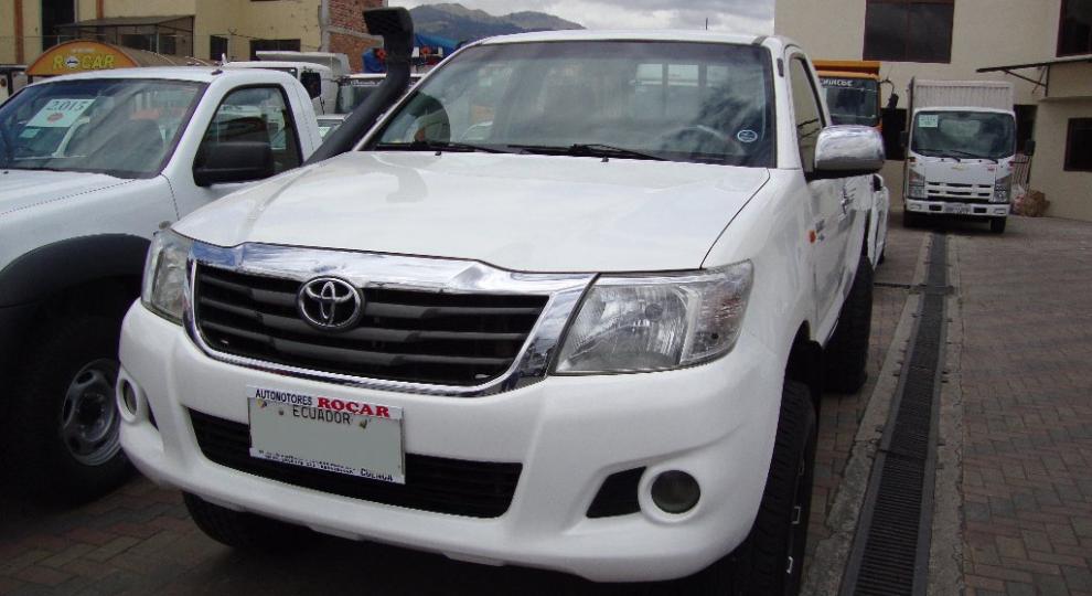 toyota hilux 4x4 cabina simple ecuador #3