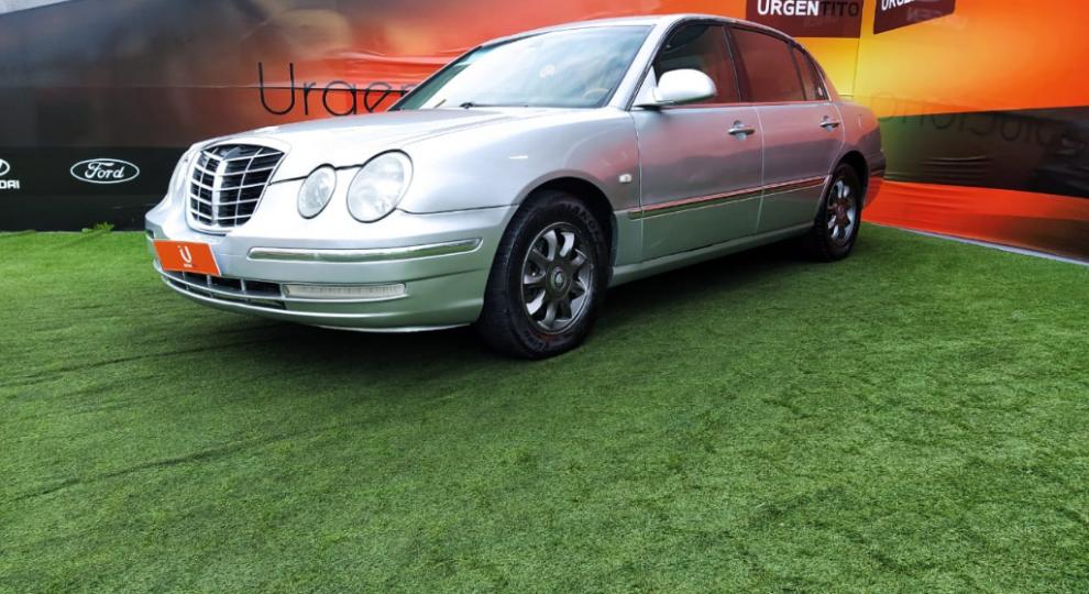 Kia opirus 2005