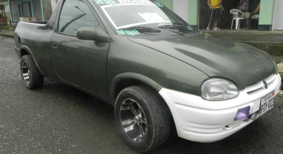 Chevrolet corsa pickup