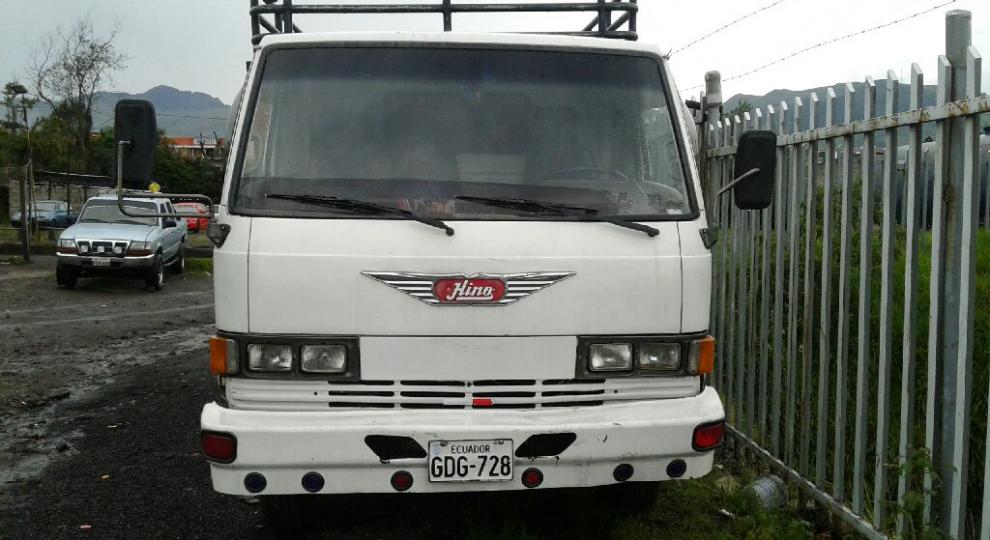 Hino FC 1986 Camión Mediano (6 a 15 ton) en Quito, Pichincha-Comprar usado en PatioTuerca Ecuador