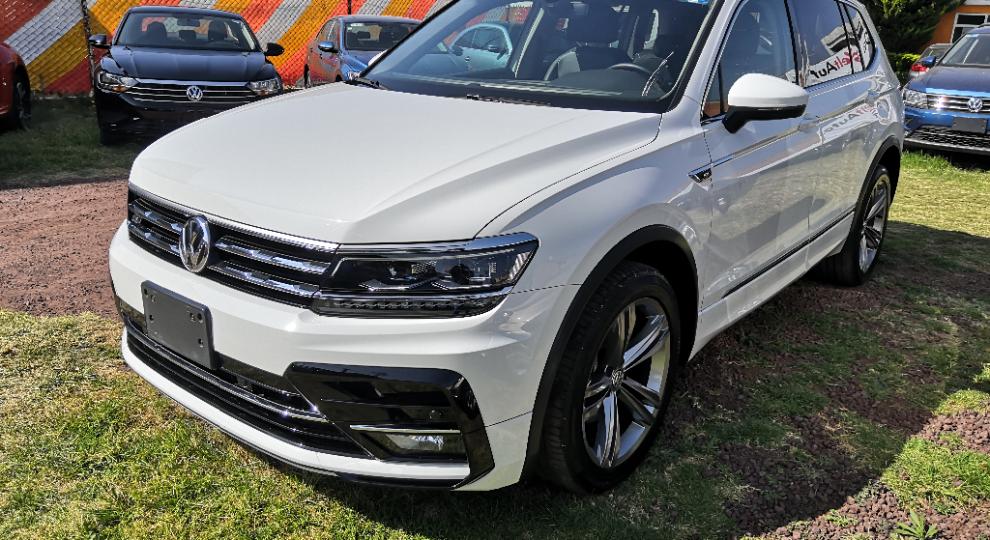 Volkswagen tiguan 2019 года